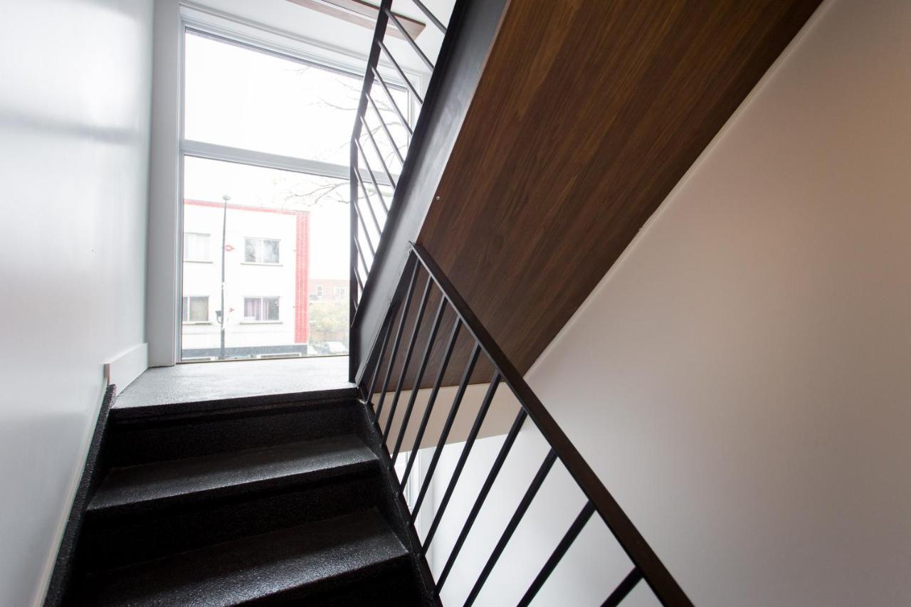Romantic Studio In The Heart Of Little Italy By Den Stays Montreal Exterior foto